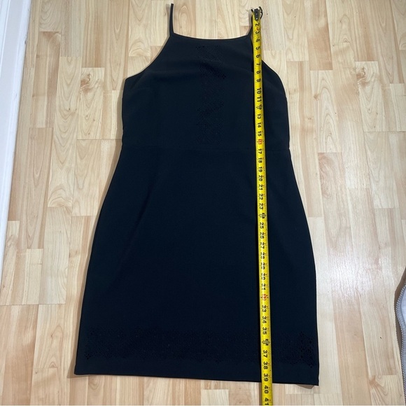 Banana Republic Womens Size 14 Mini Dress Sleeveless Black Cut Out Dress NWT - Picture 2 of 5
